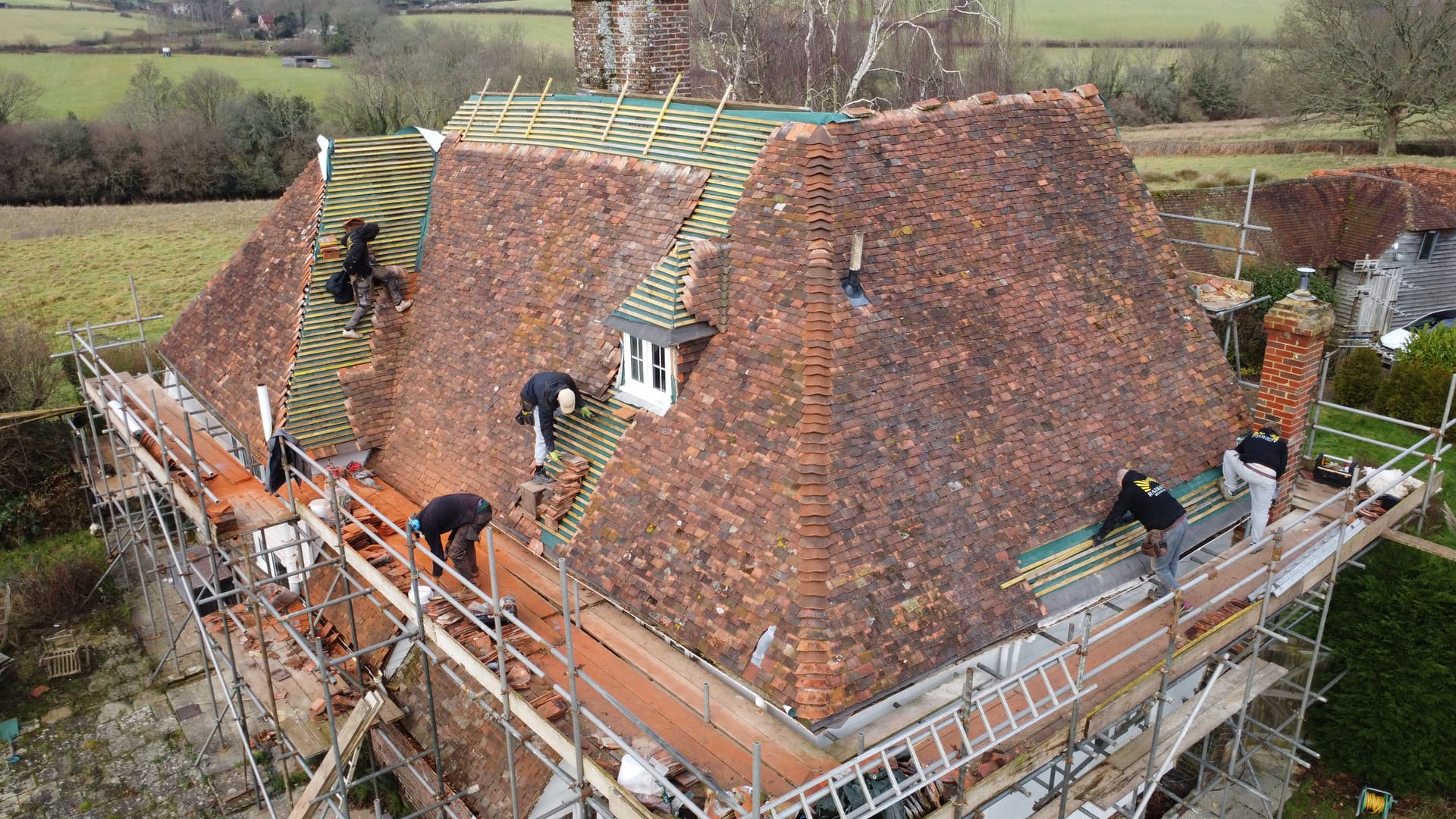 South East roofing specialists at work